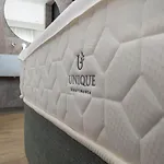 Unique * קלמאטה